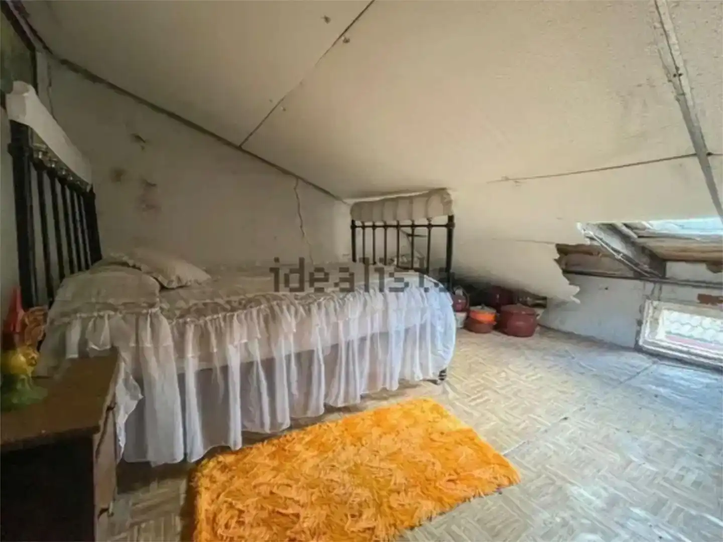 Dormitori de Casa adosada en venda en Encinas de Esgueva