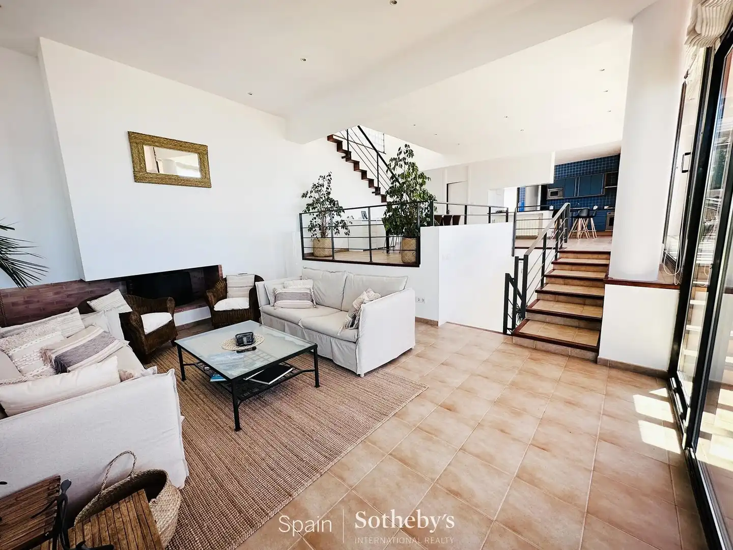 Sala d'estar de Casa o xalet en venda en Sitges amb Aire condicionat, Calefacció i Jardí privat