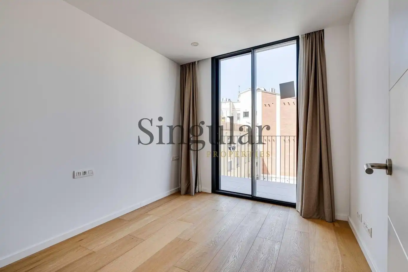 Dormitori de Àtic en venda en Barcelona amb Aire condicionat, Calefacció i Parquet