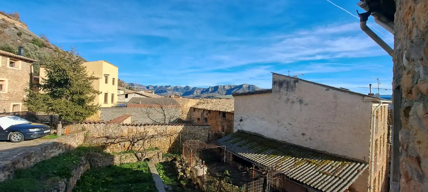 Exterior view of Houses for sale in Arén  with Storage room and Balcony