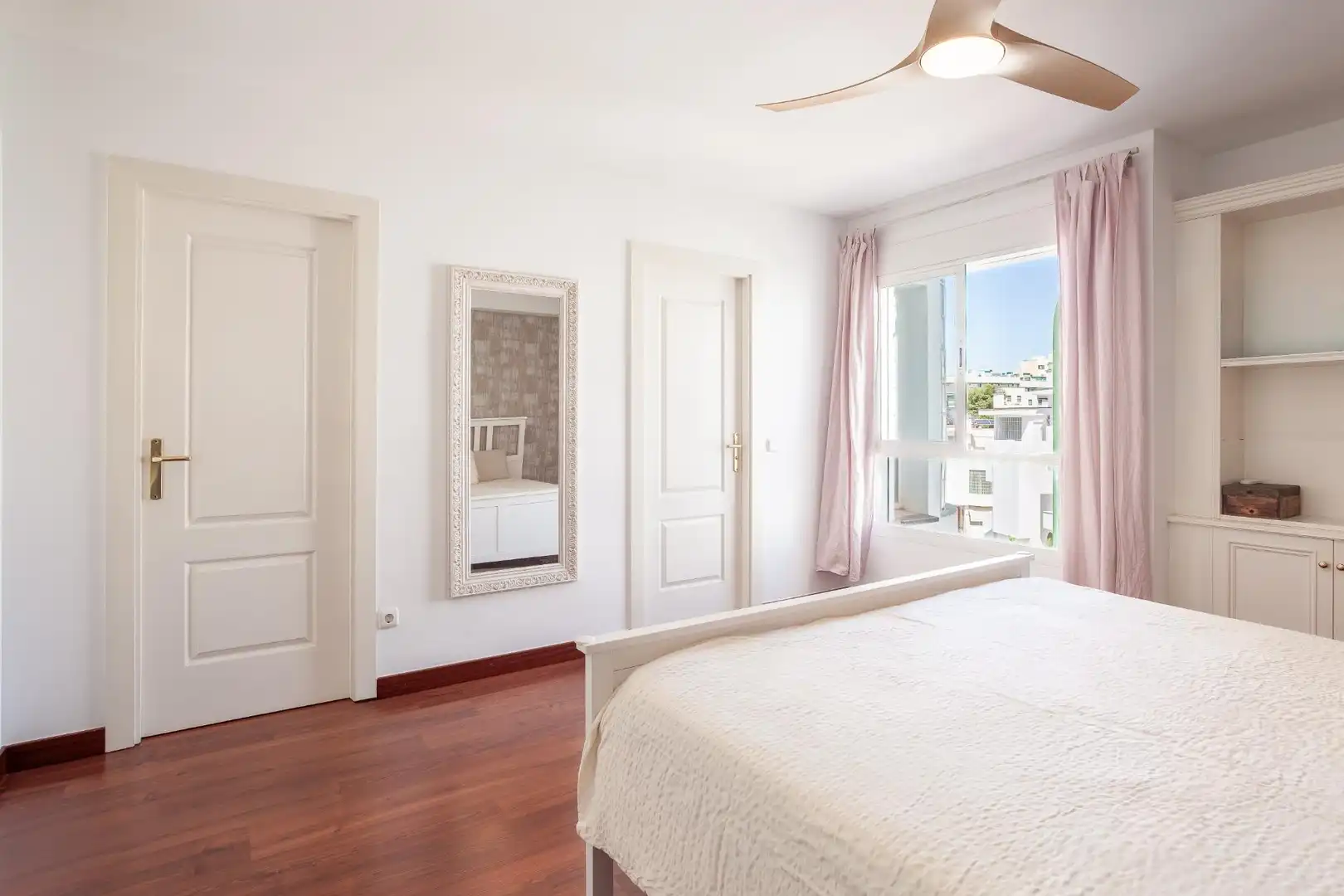 Bedroom of Detached homes for sale in  Palma de Mallorca  with Air Conditioner, Heating and Private garden