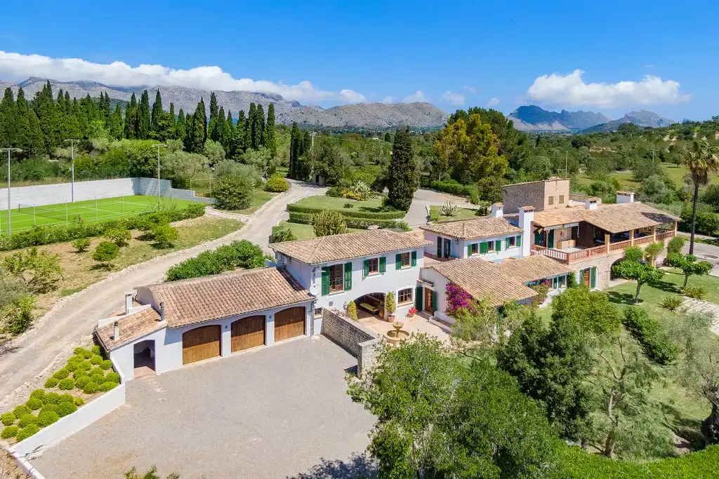 Casa rústica con piscina en venta en Pollença Poble, imagen 3