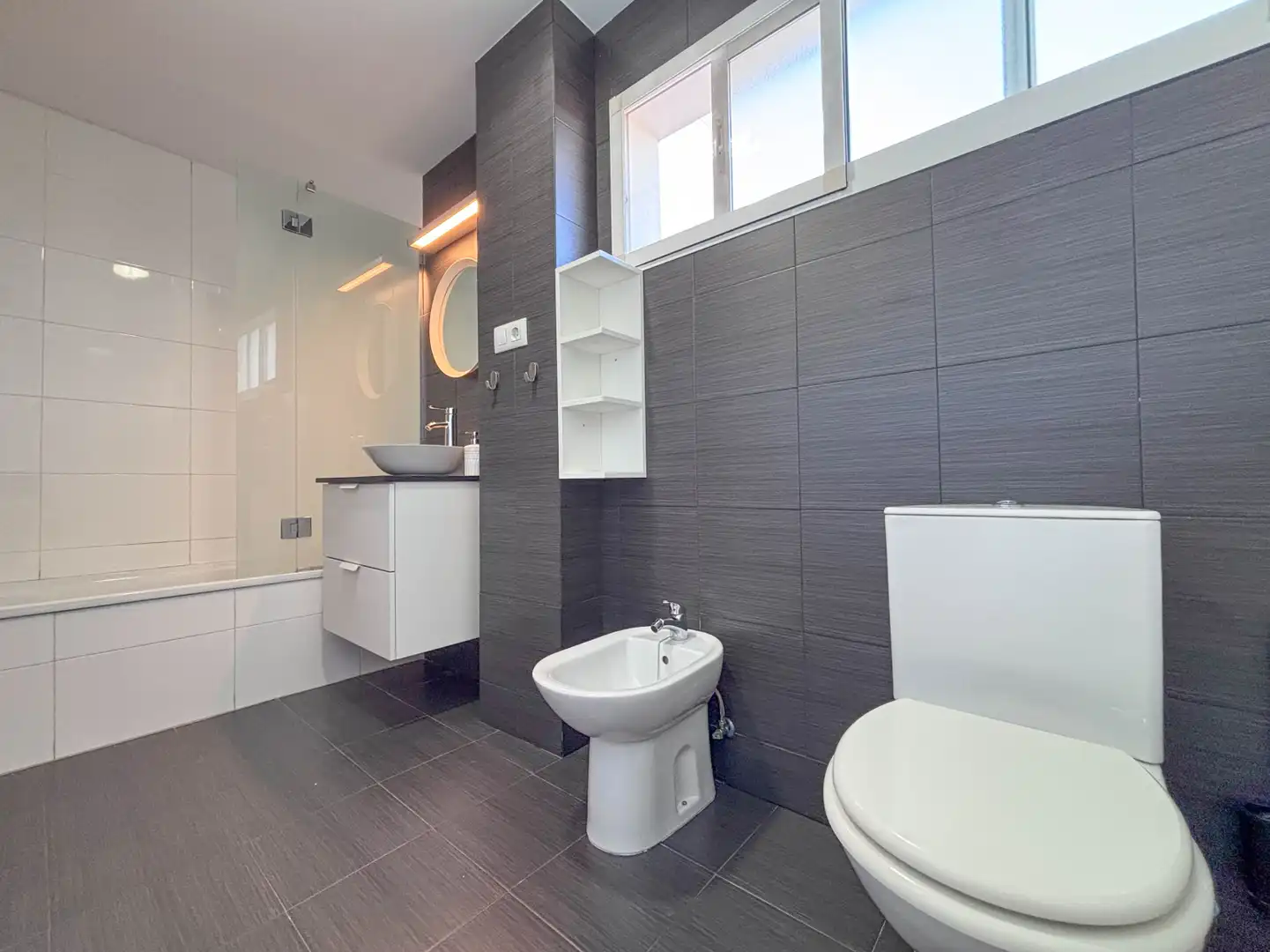 Badezimmer von Wohnung zum Verkauf in Museros, Valencia