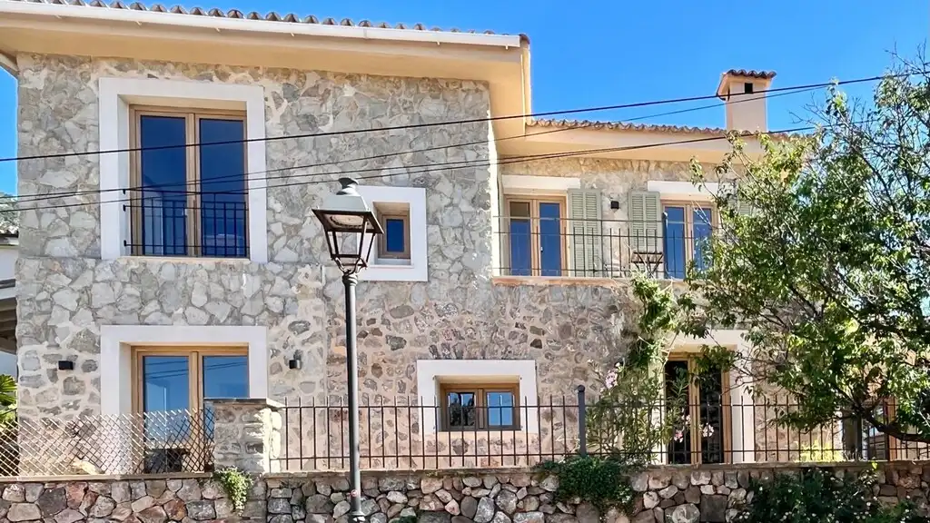 Exterior view of Houses for sale in Banyalbufar  with Air Conditioner, Private garden and Terrace
