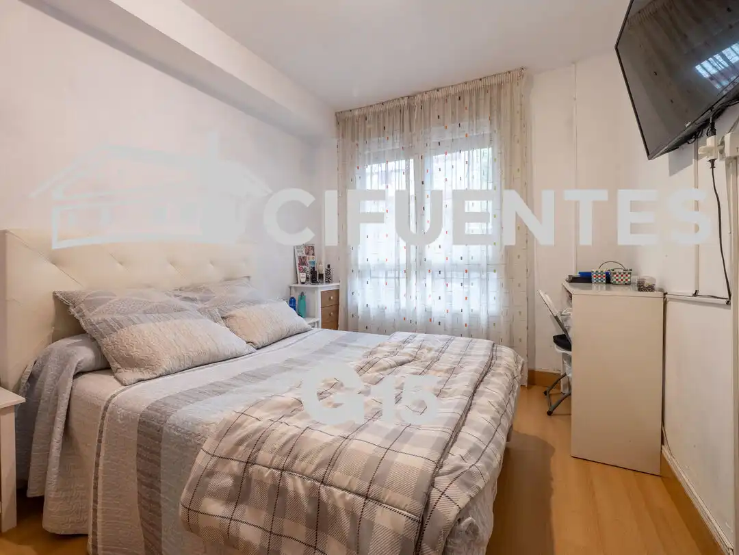 Bedroom of Flat for sale in Donostia - San Sebastián   with Storage room and Balcony