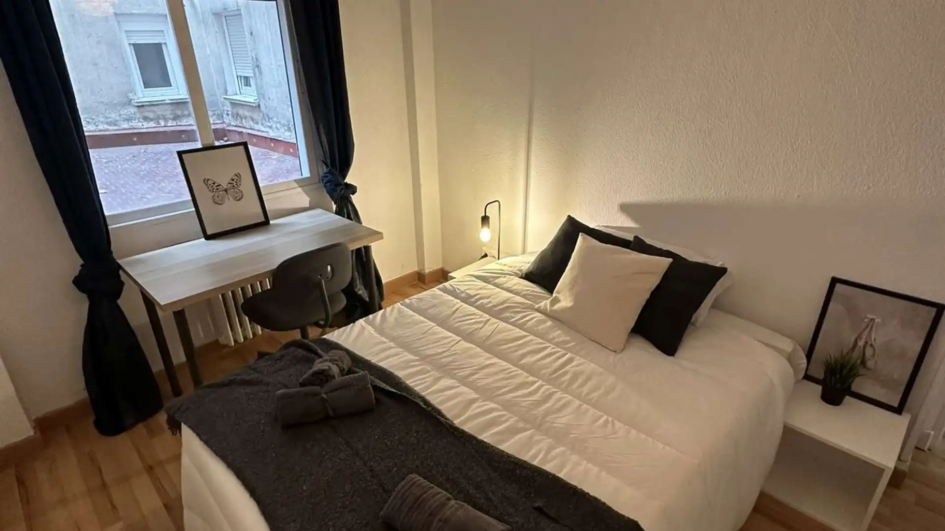 Schlafzimmer von Wohnung zur untervermieten in  Madrid Capital mit Klimaanlage, Terrasse und Möbliert
