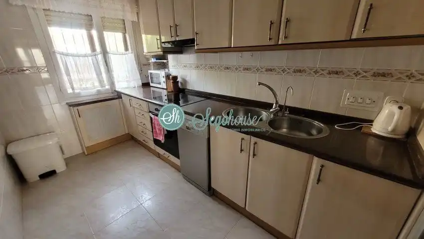 Kitchen of Flat for sale in Segovia  with Heating, Parquet flooring and Terrace