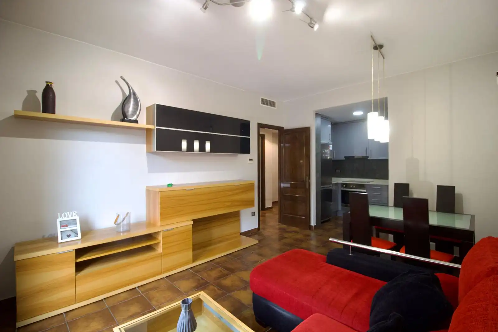 Wohnzimmer von Erdgeschoss zum Verkauf in Vilalba Sasserra mit Klimaanlage, Heizung und Terrasse