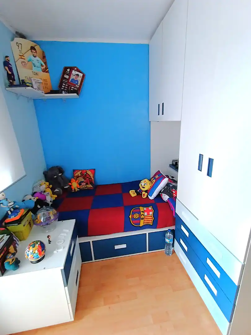 Schlafzimmer von Wohnung zum Verkauf in Manlleu mit Klimaanlage, Heizung und Parkett