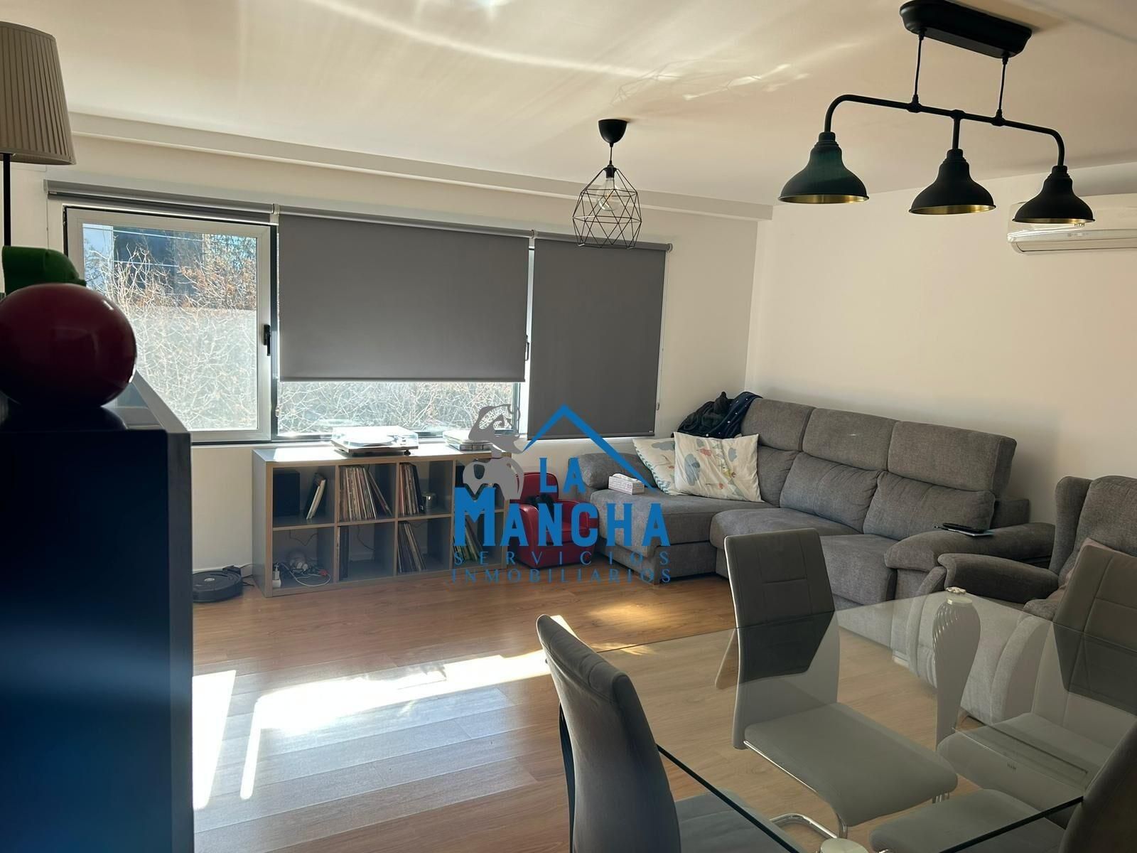 Living room of Flat for sale in  Albacete Capital  with Air Conditioner, Heating and Private garden