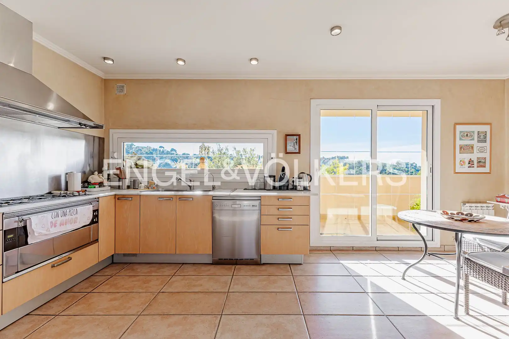 Kitchen of Houses for sale in Sant Cugat del Vallès  with Heating, Private garden and Storage room