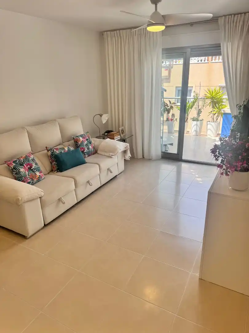 Sala d'estar de Àtic en venda en Torrevieja amb Aire condicionat, Calefacció i Terrassa