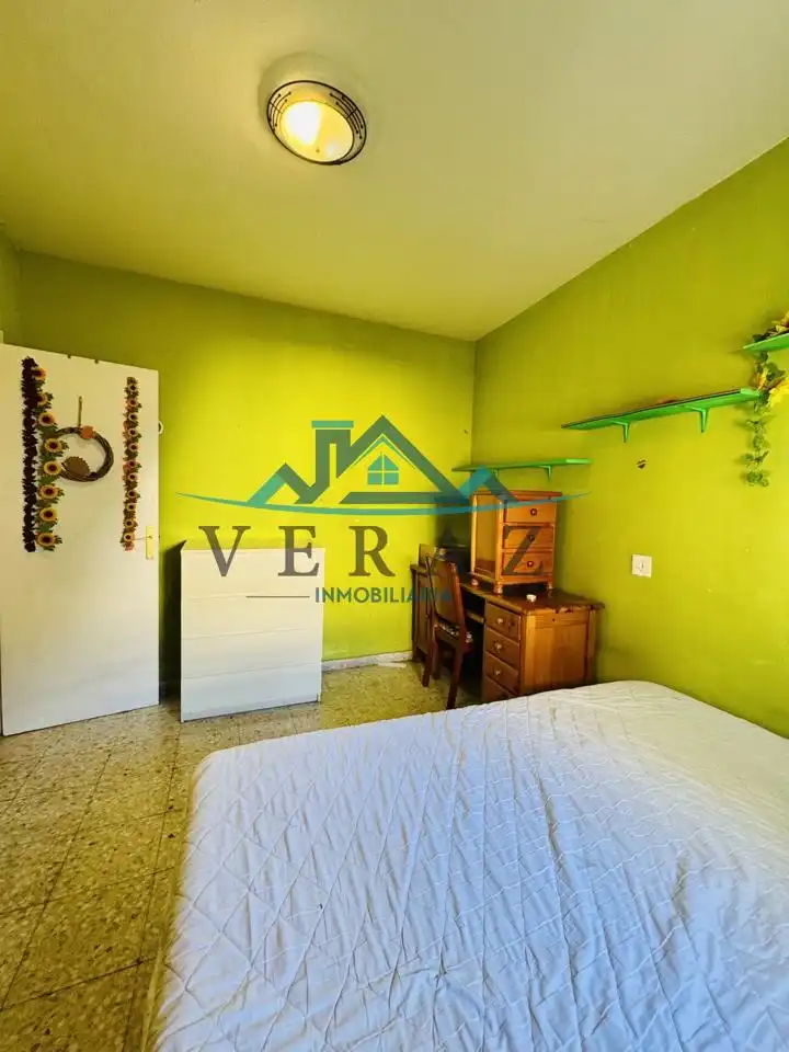 Piso en venta en Santa Águeda, El Pilar - La Estación