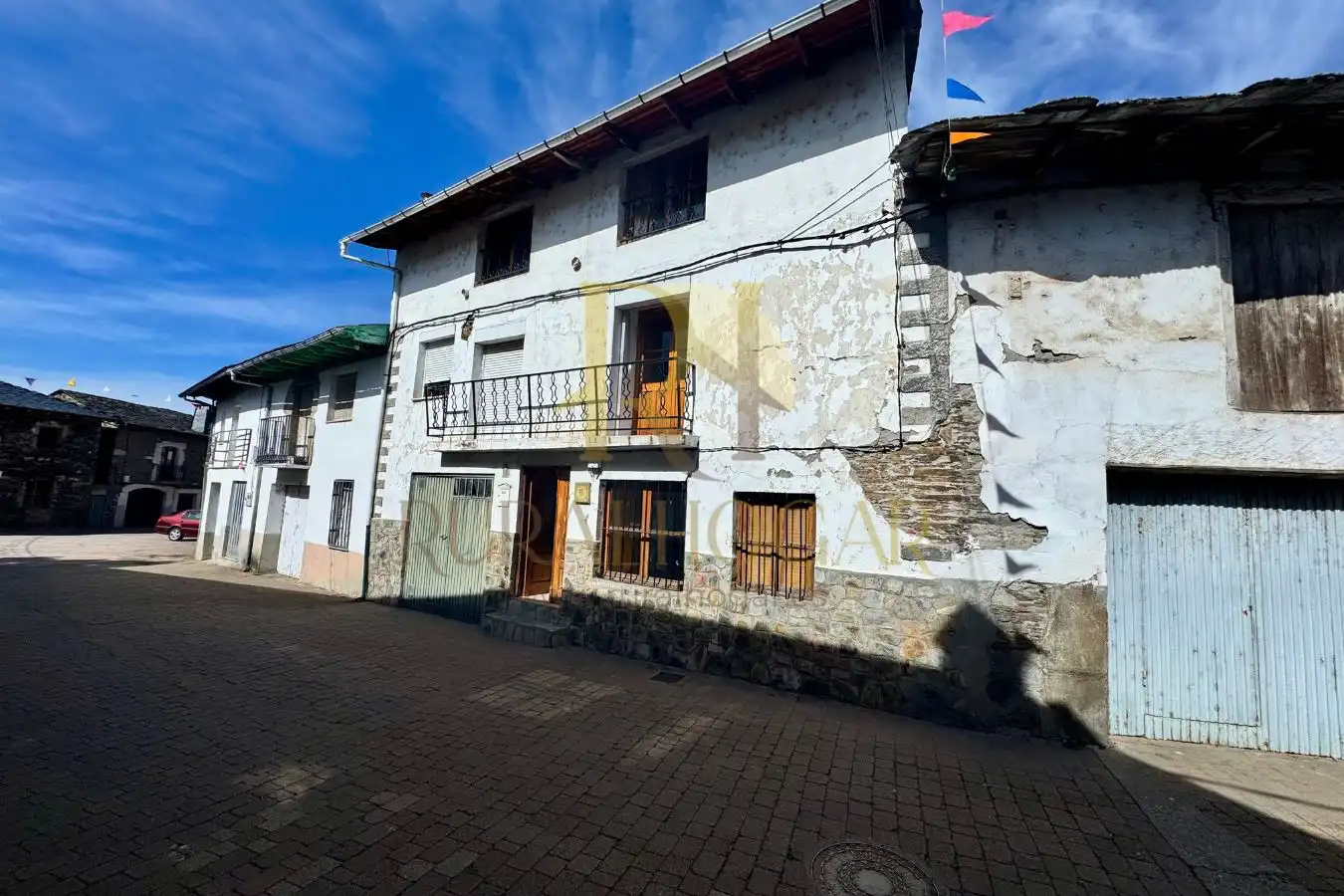 Casa amb terrassa en venda a Calle Barrero 3