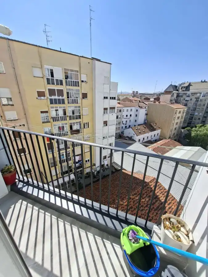 Vista exterior de Apartament en venda en Vitoria - Gasteiz amb Calefacció, Parquet i Terrassa