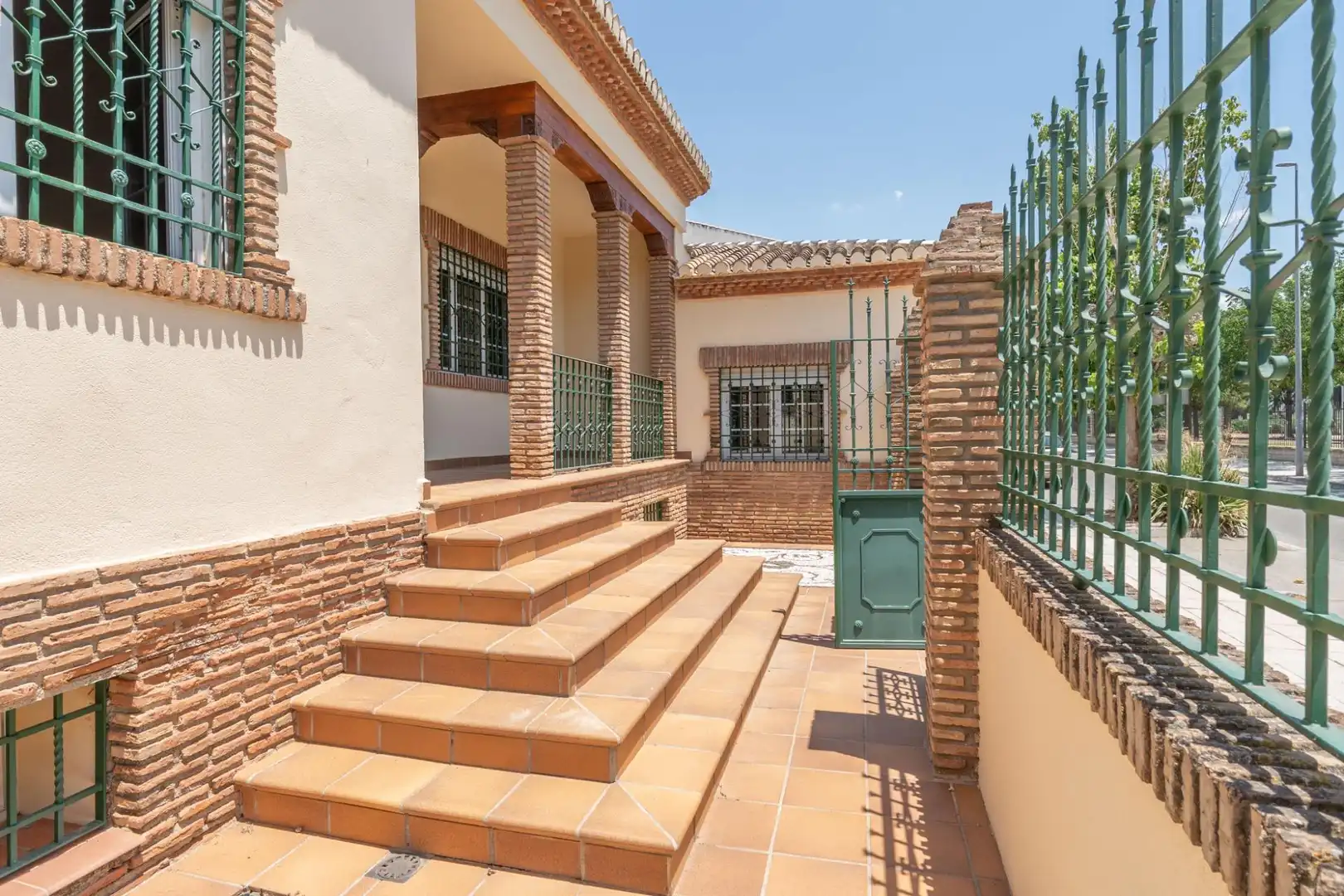 Casa o xalet en venda en Santa Fe amb Aire condicionat, Calefacció i Jardí privat