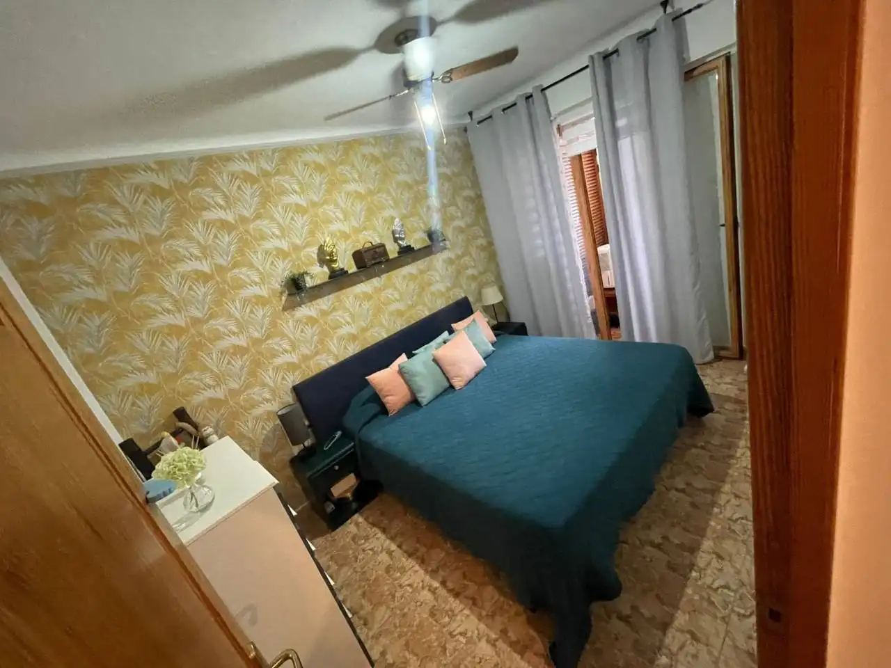 Schlafzimmer von Wohnung zum Verkauf in  Palma de Mallorca mit Klimaanlage und Balkon