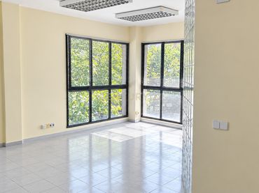 Ufficio con ascensore in affitto a Casco Antiguo