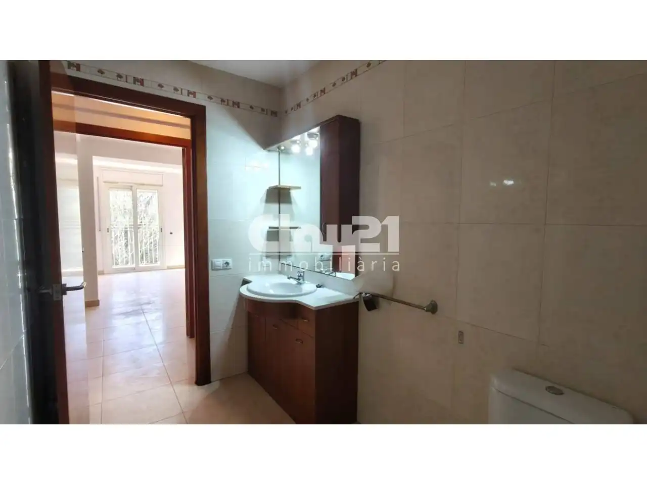 Baño de Piso en venta en Avià con Calefacción, Terraza y Balcón