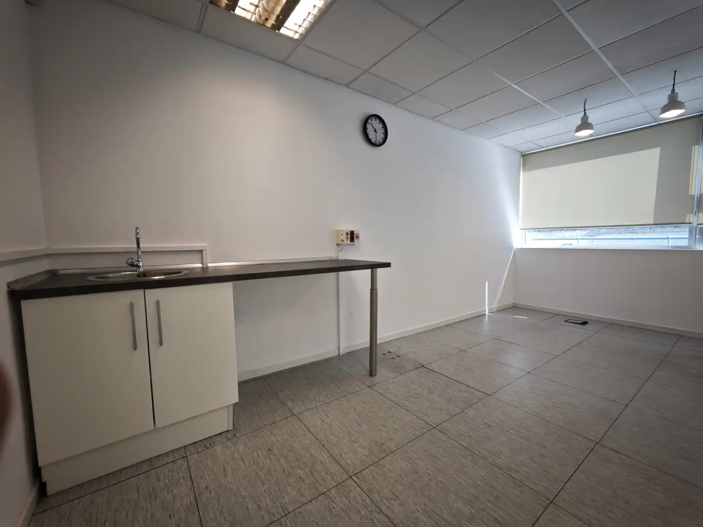 Oficina de alquiler en Sant Joan Despí