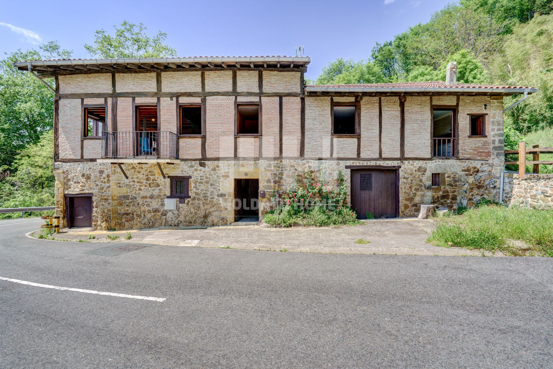 Vista exterior de Casa o xalet en venda en Donostia - San Sebastián  amb Jardí privat, Terrassa i Traster