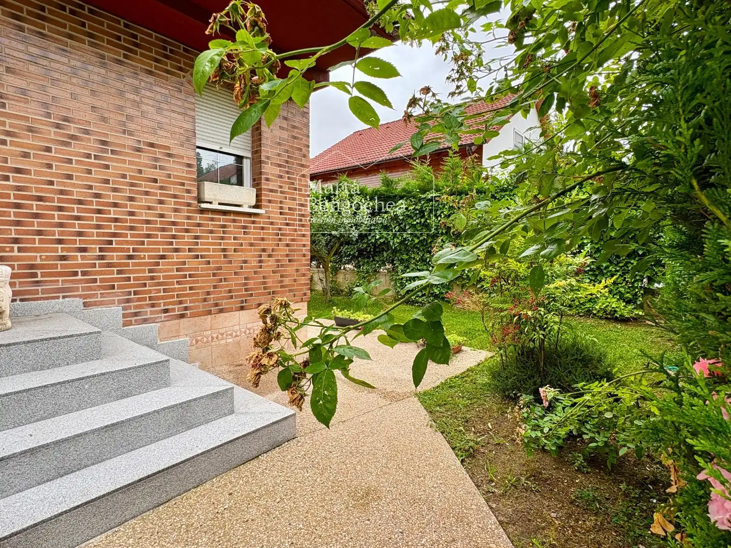 Terrace of Houses for sale in Zigoitia  with Heating, Private garden and Swimming Pool
