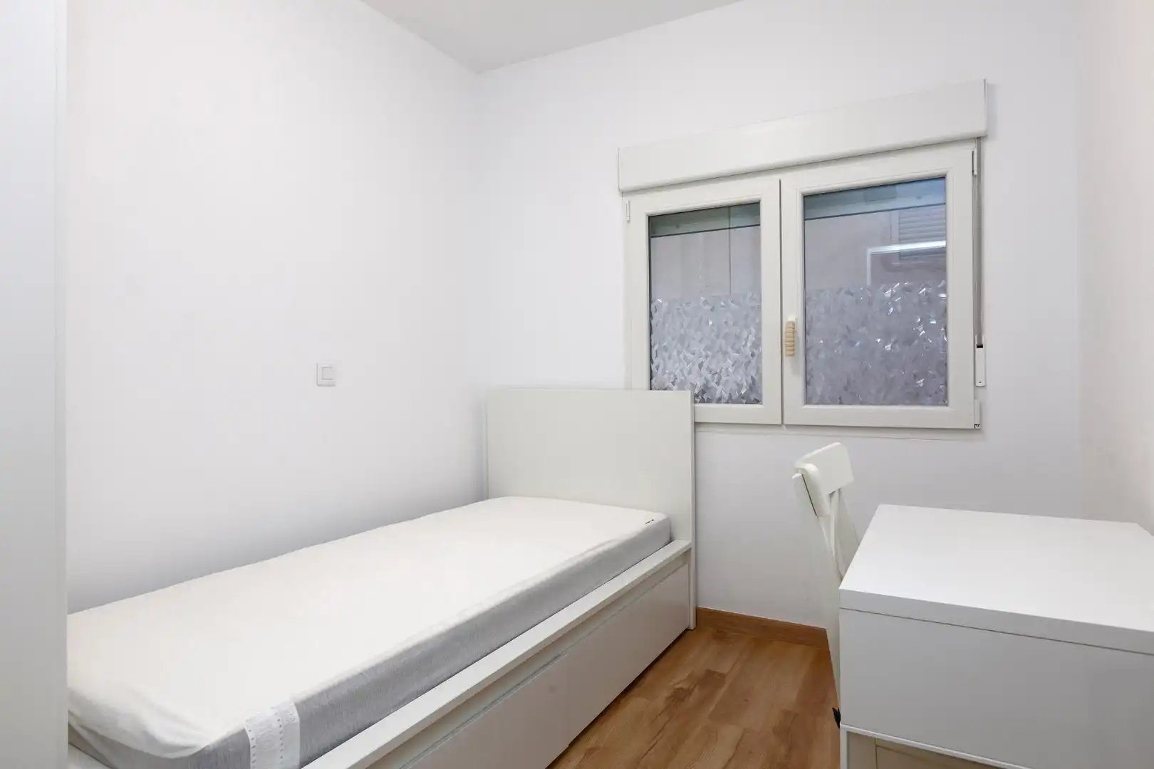 Schlafzimmer von Erdgeschoss zum Verkauf in Alicante / Alacant mit Klimaanlage, Heizung und Möbliert