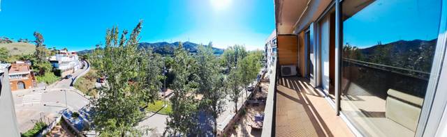 Piso en Venta en Carrer d'Oristà en Vallbona