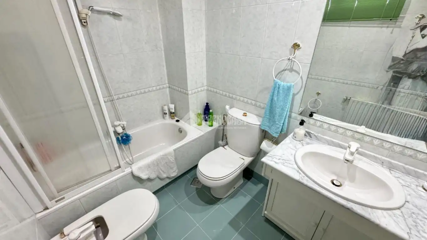 Casa pareada con piscina en venta en Iglesia - Estación, imagen 35