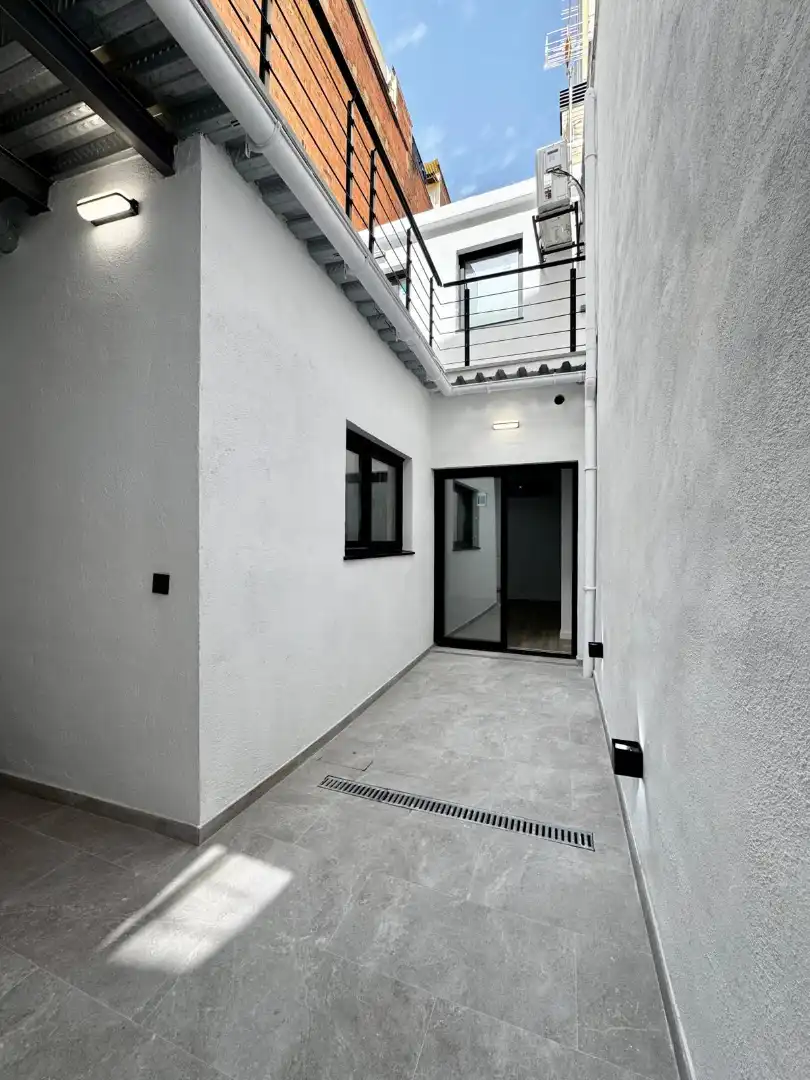 Ground floor for sale in Sabadell  with Air Conditioner, Heating and Private garden