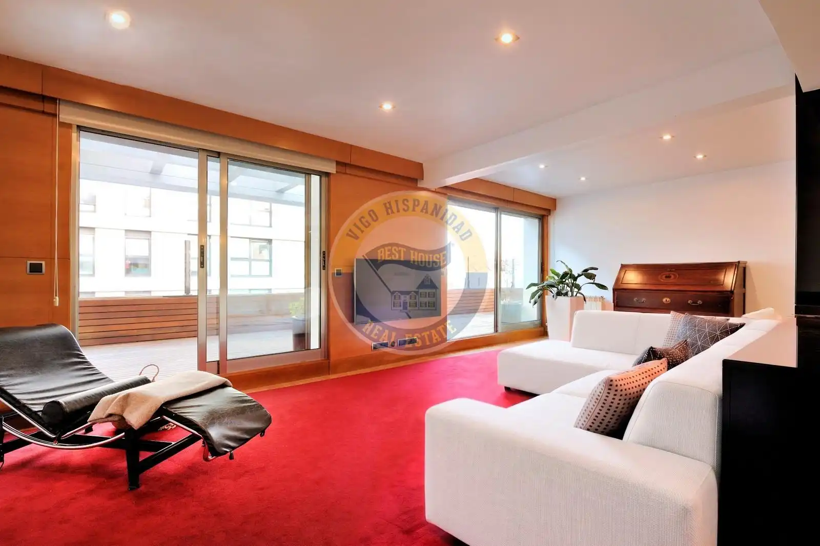 Sala de estar de Piso en venta en Vigo  con Calefacción, Parquet y Terraza