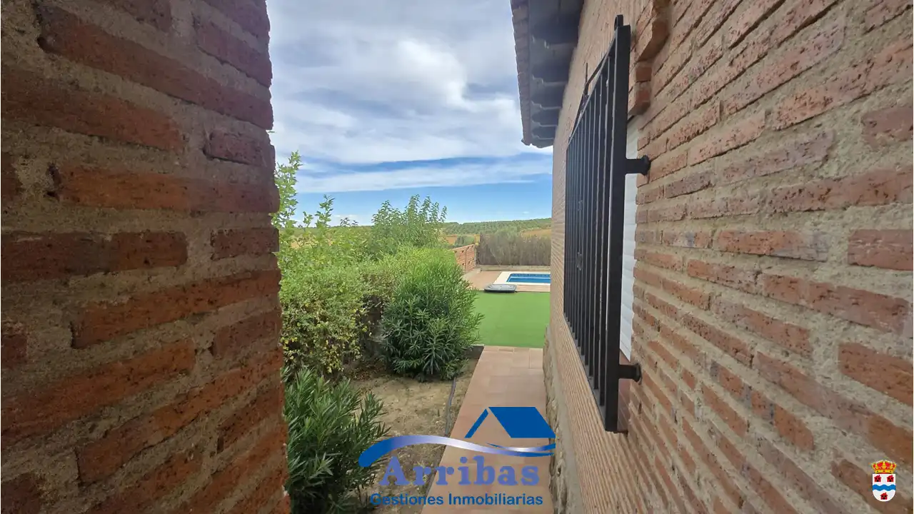 Jardín de Casa o chalet en venta en El Casar de Escalona con Calefacción, Jardín privado y Terraza