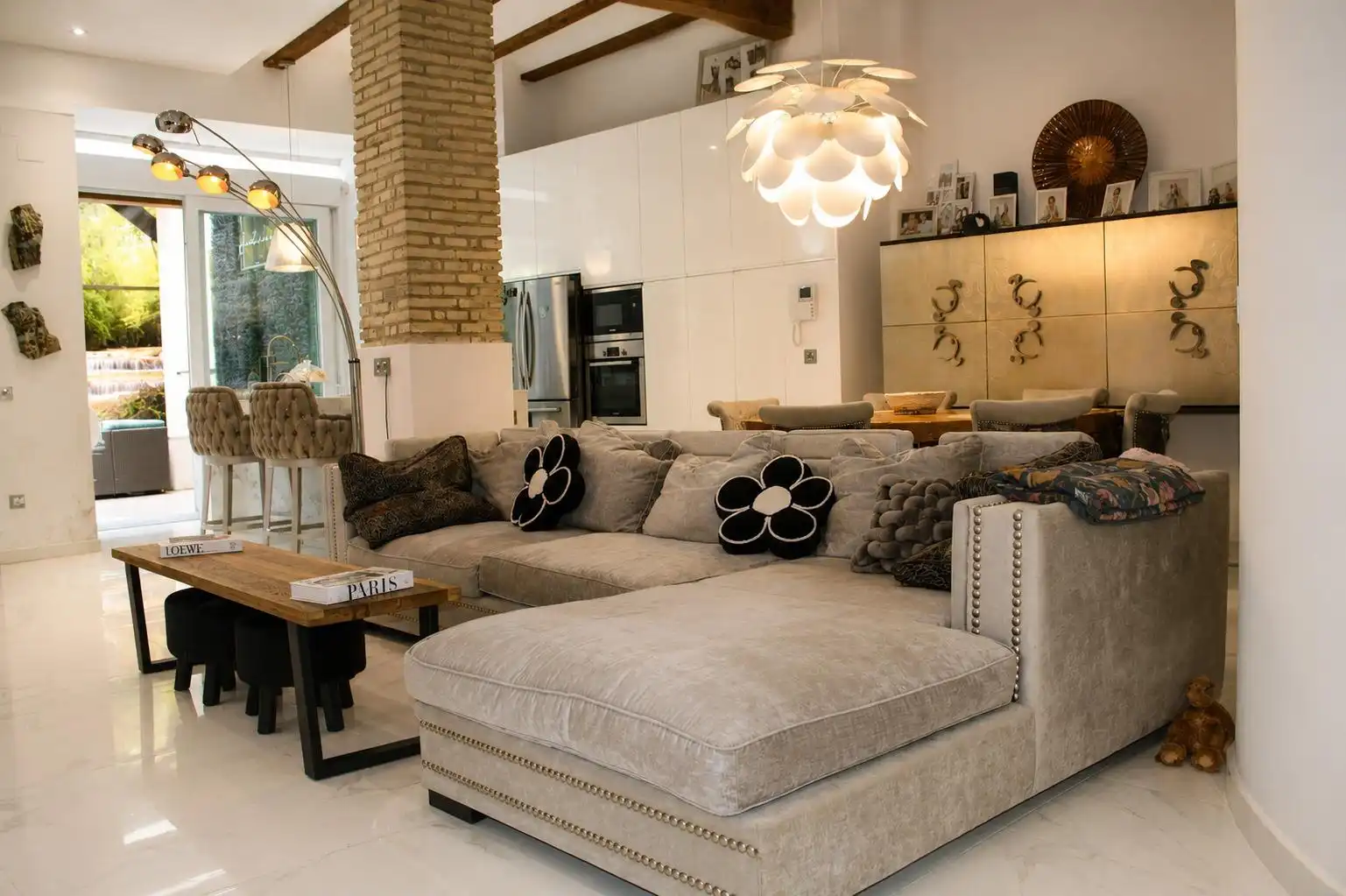 Living room of Duplexes for sale in Valencia  with Terrace and Swimming Pool