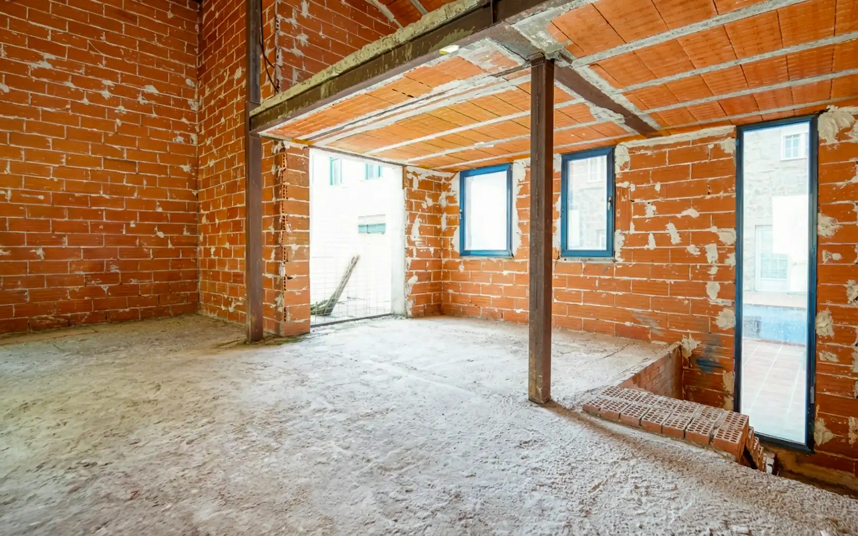 Casa adosada en venta en Ávila con Calefacción, Trastero y Amueblado
