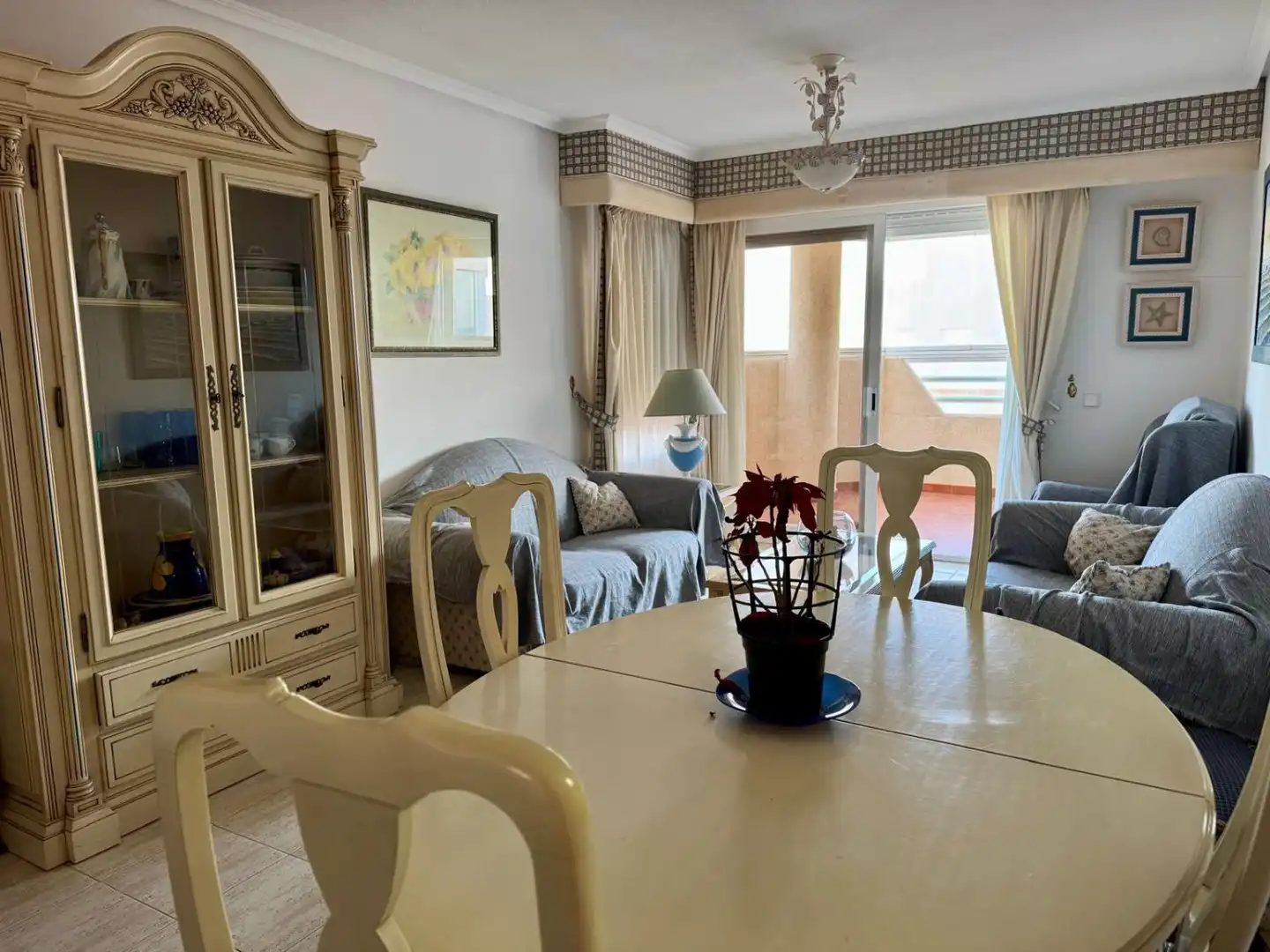Menjador de Àtic de lloguer en Alicante / Alacant amb Jardí privat, Terrassa i Moblat