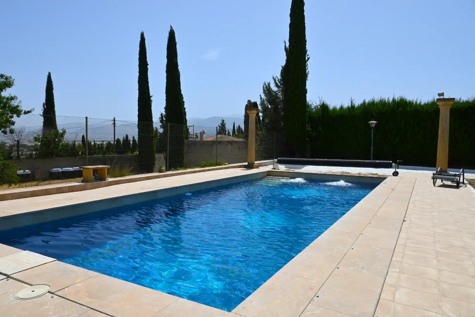 Piscina de Casa o xalet en venda en Las Gabias amb Jardí privat, Terrassa i Traster