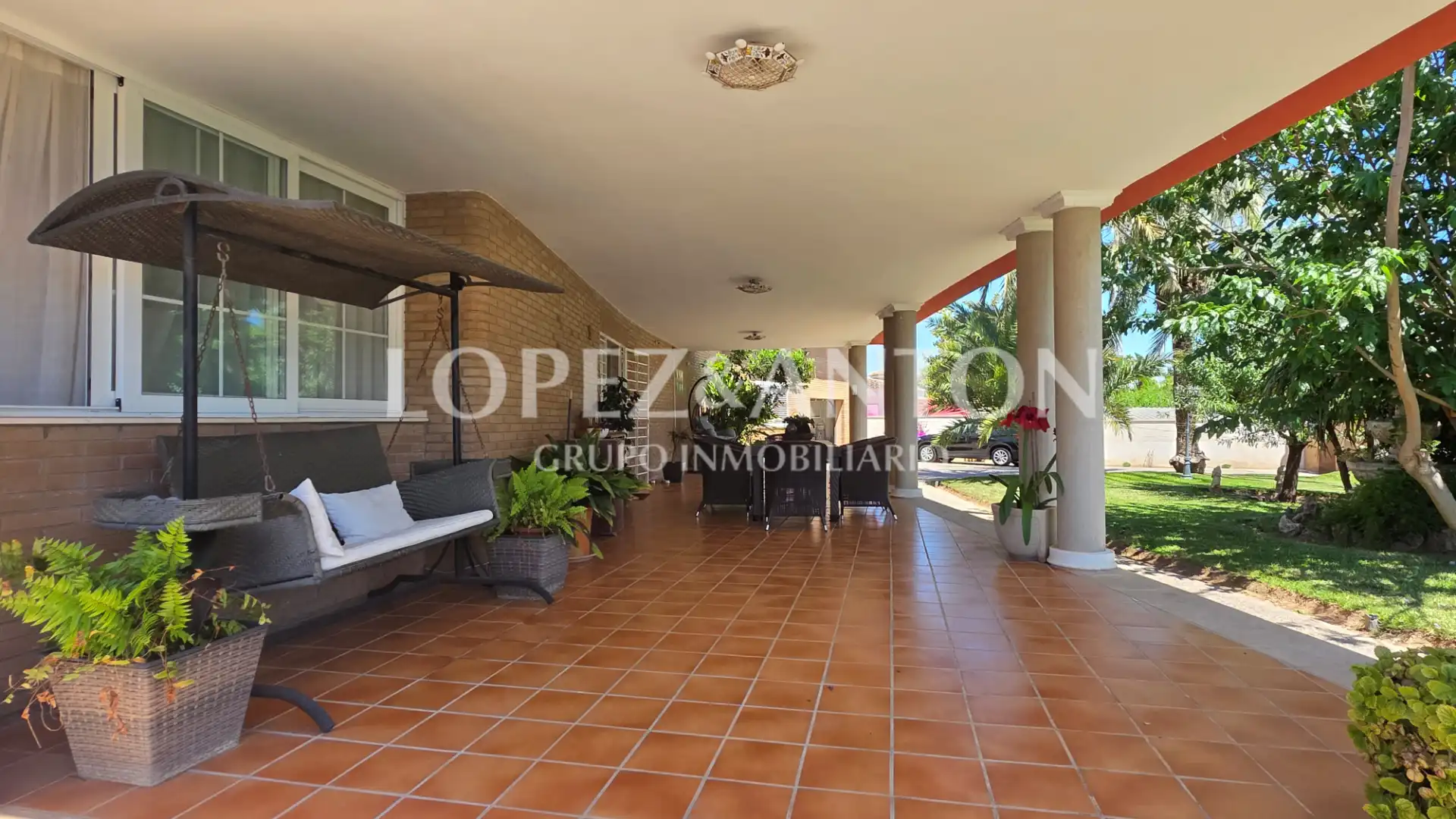 Terrasse von Haus oder Chalet zum Verkauf in L'Eliana mit Klimaanlage, Heizung und Privatgarten