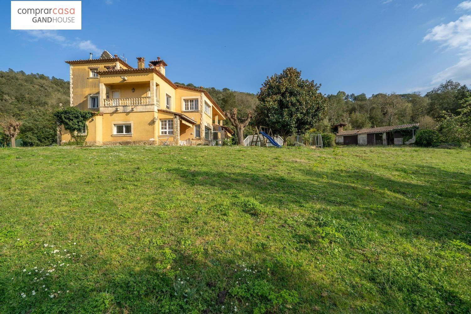 Vista exterior de Finca rústica en venda en Caldes de Malavella amb Aire condicionat, Jardí privat i Terrassa