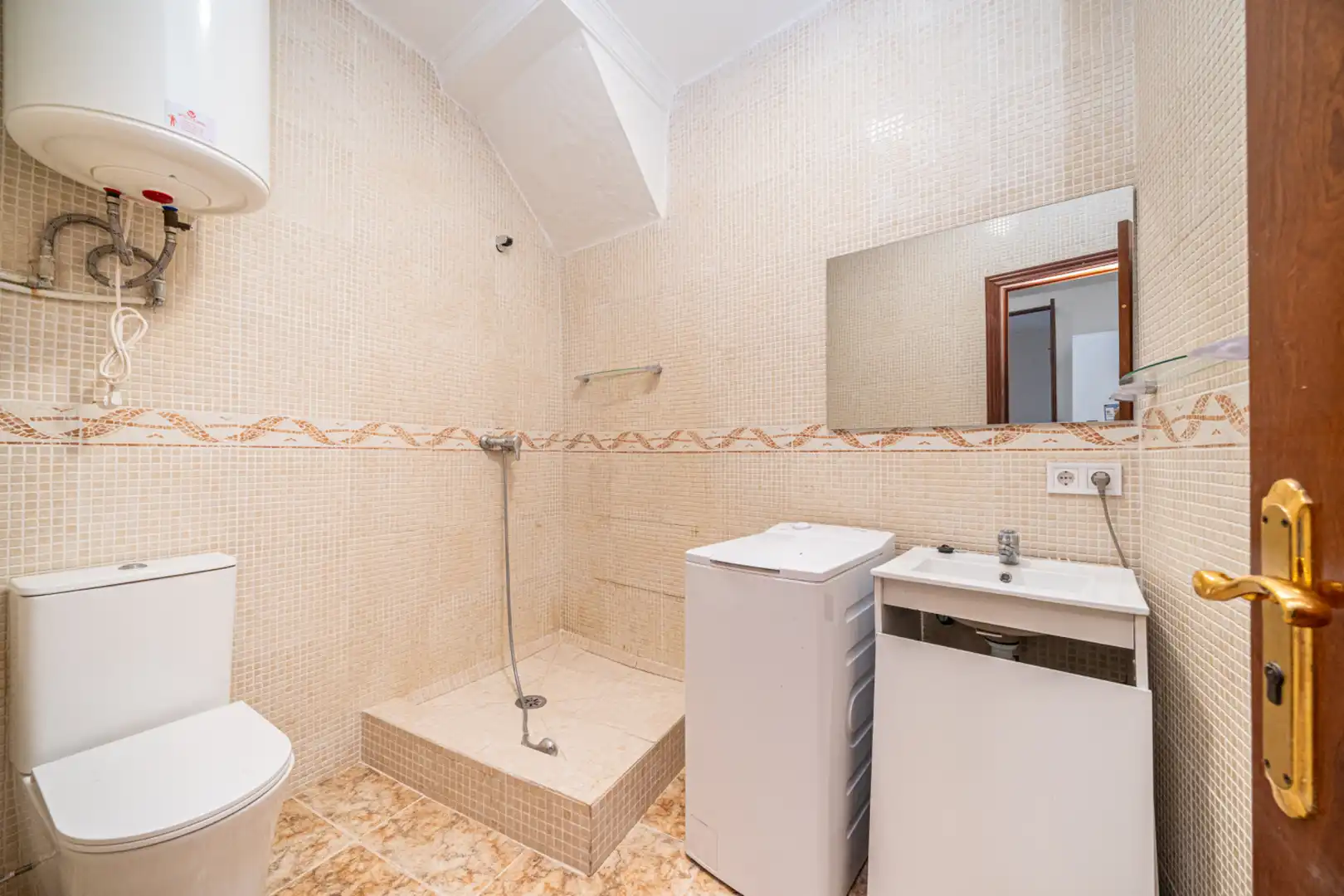 Bathroom of Buildings for sale in Porreres