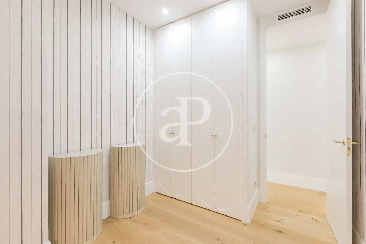 Bedroom of Flat for sale in Madrid  with Air Conditioner and Heating