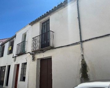 Vista exterior de Casa o chalet en venta en Llerena con Balcón