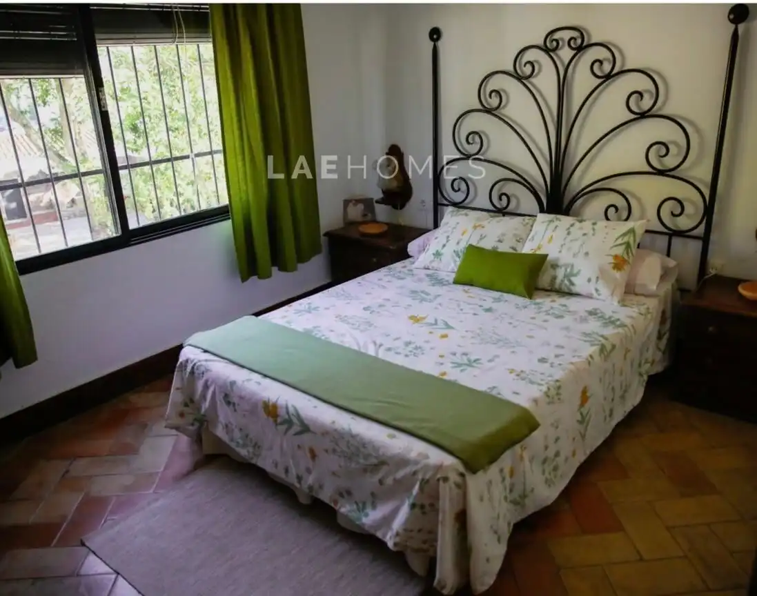 Habitación de Finca rústica en venta en El Castillo de las Guardas con Jardín privado, Terraza y Trastero