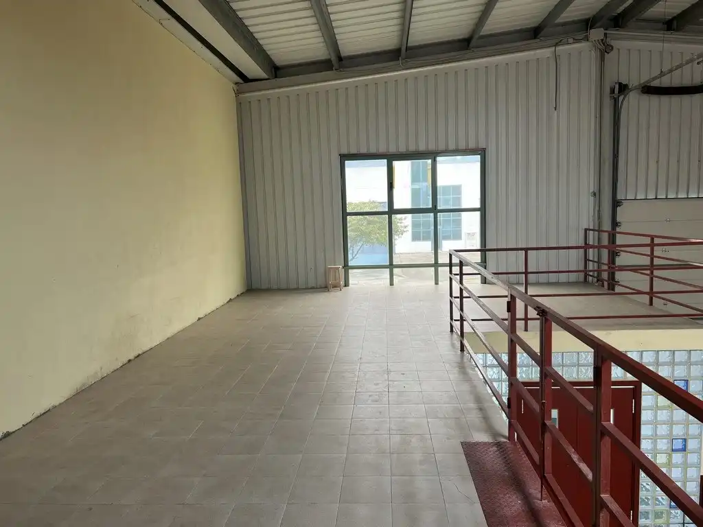 Industrial buildings for sale in Lugo  with Alarm