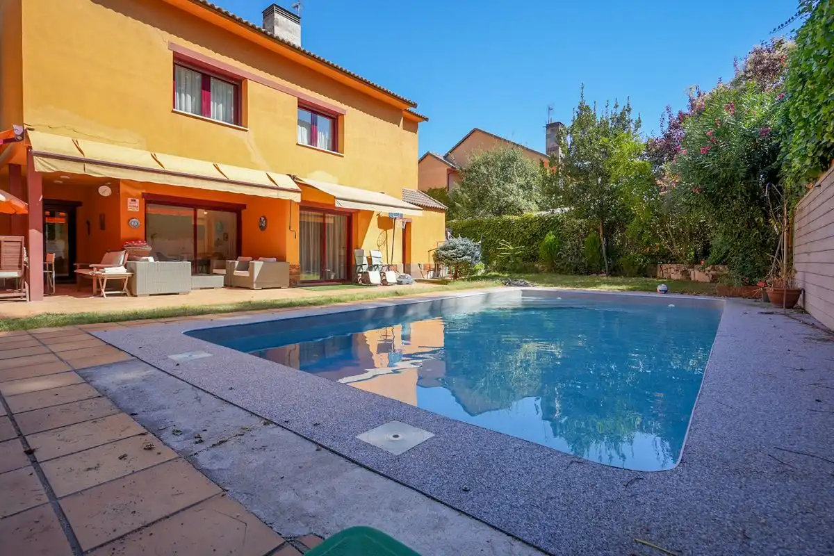 Chalet con piscina en venta en Dehesa – El Soto, imagen 17