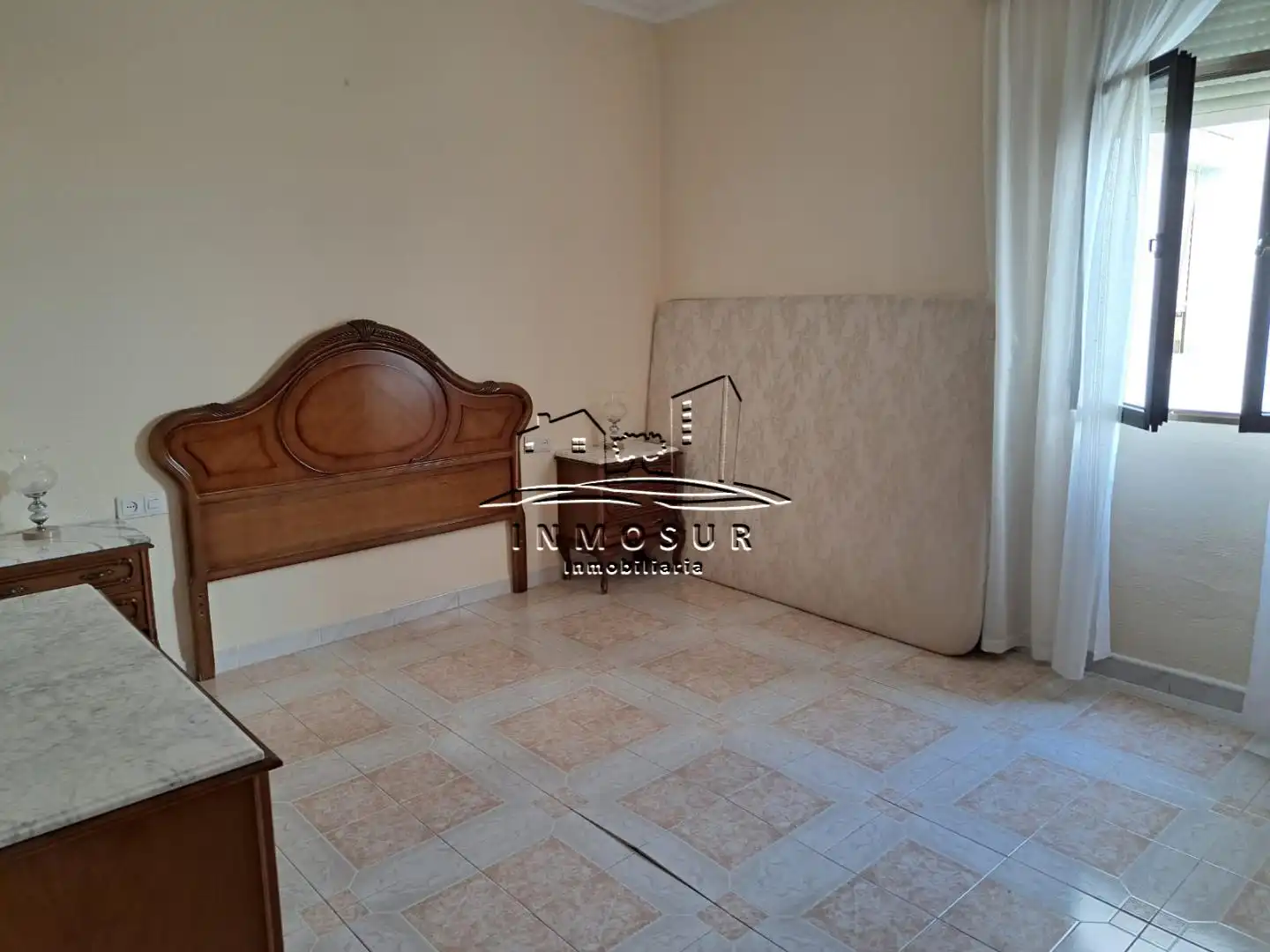 Habitación de Casa adosada en venta en Lucena con Terraza y Trastero