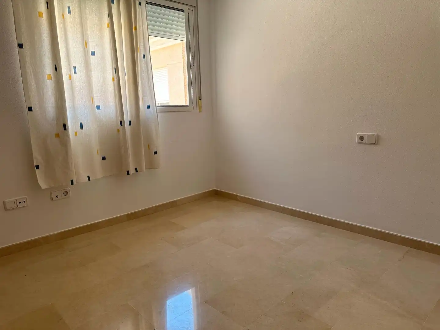 Dormitori de Casa o xalet de lloguer en Cartagena amb Aire condicionat, Terrassa i Balcó