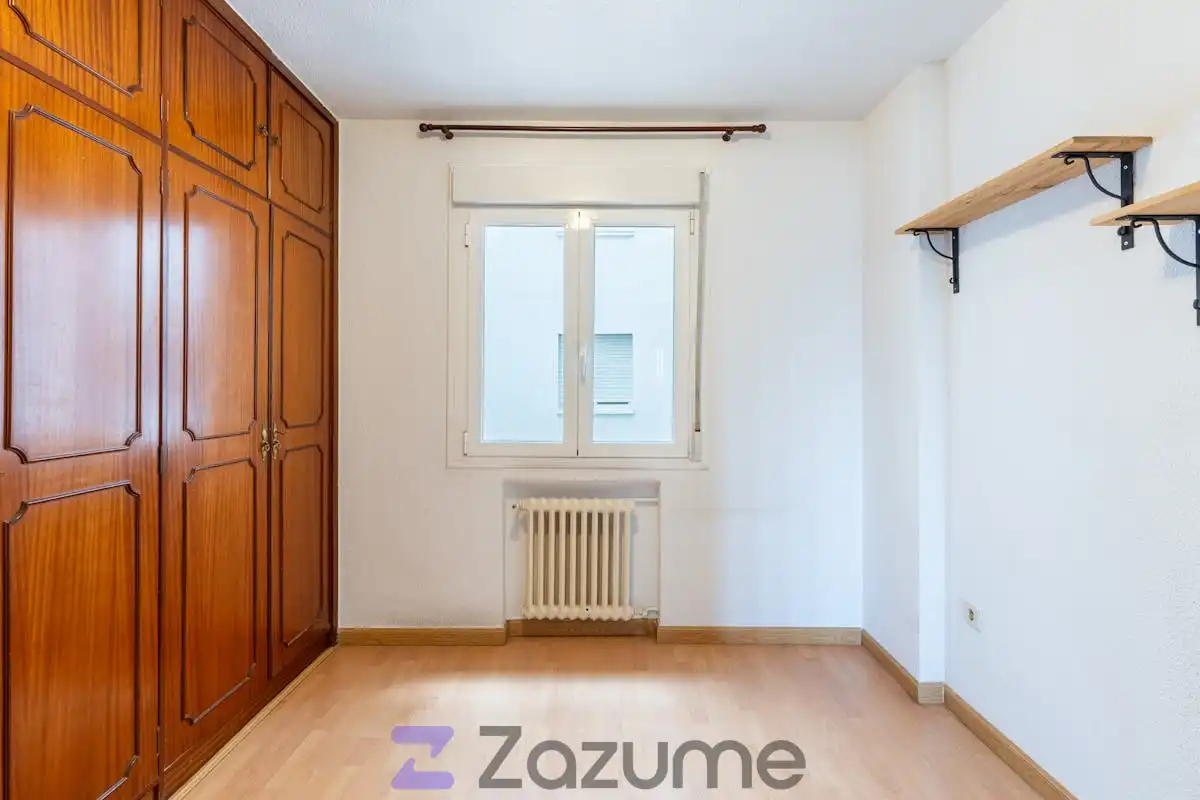 Wohnung zur Miete in Av. del Dr. García Tapia, Marroquina