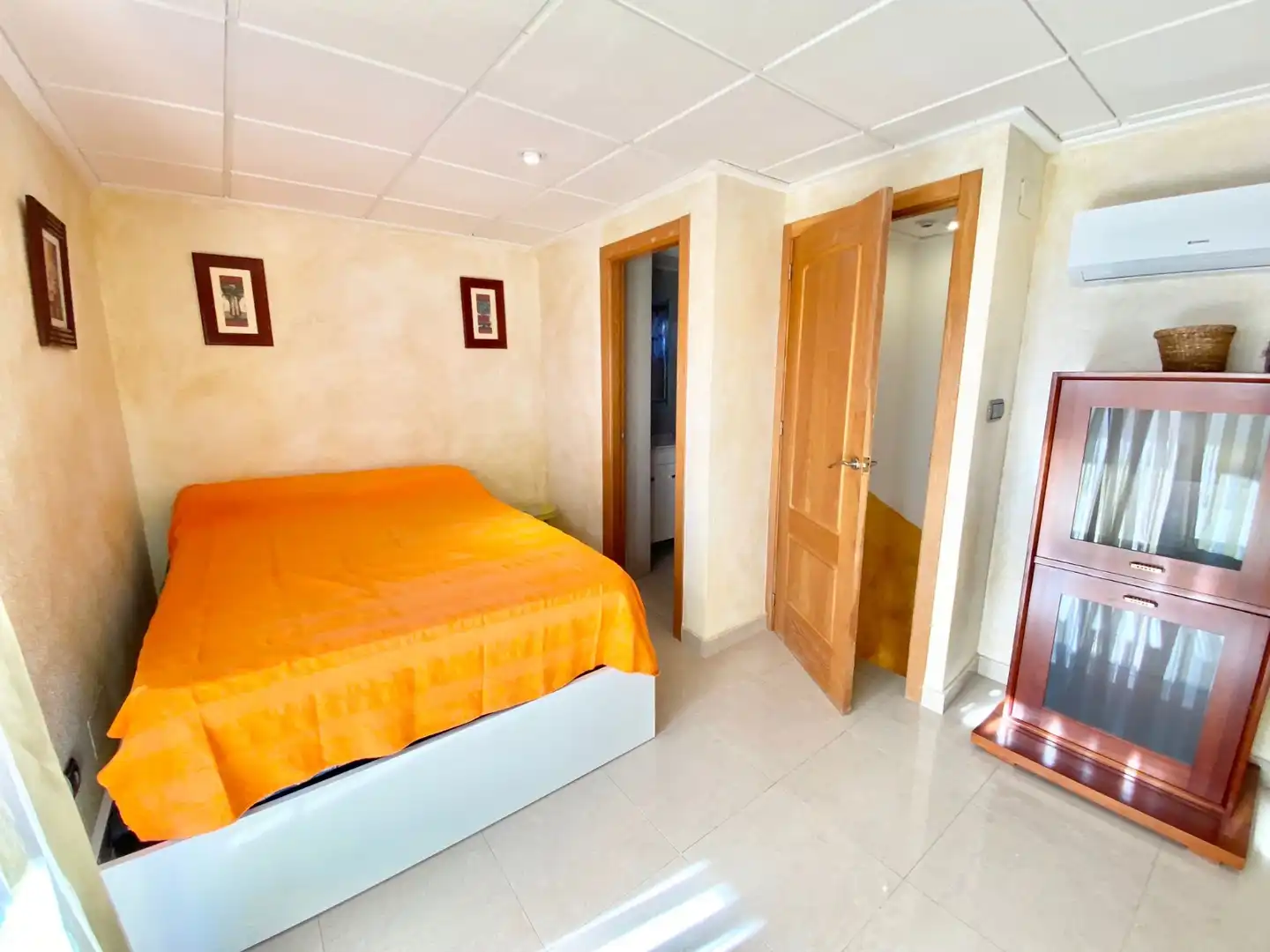 Bedroom of Attic for rent in Guardamar del Segura  with Air Conditioner, Heating and Furnished