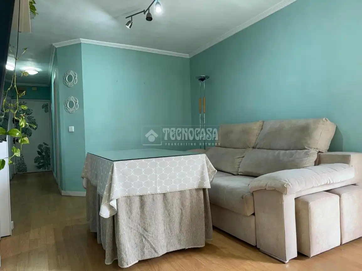 Living room of Flat for sale in Sevilla  with Air Conditioner