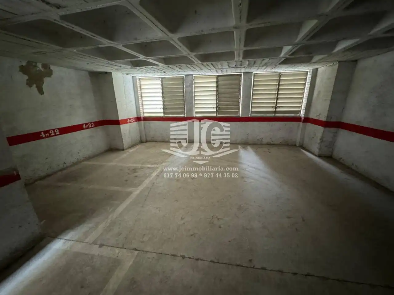 Individual amb ascensor en venda a Plaza Pou, imagen 2